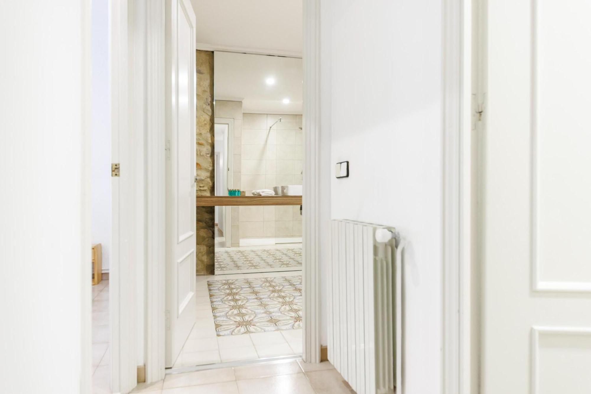 Bravissimo El Lleo, Bright 4-Bedroom Apartment ชีโรนา ภายนอก รูปภาพ